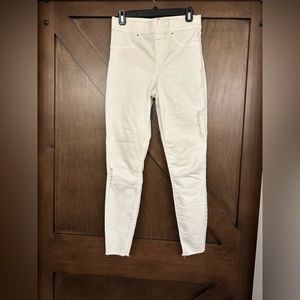 Spanx distressed skinny jeans. Size Small. White.